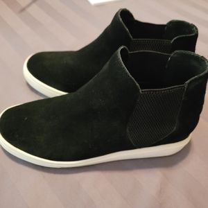 SULTAN SUEDE WEDGE SNEAKER